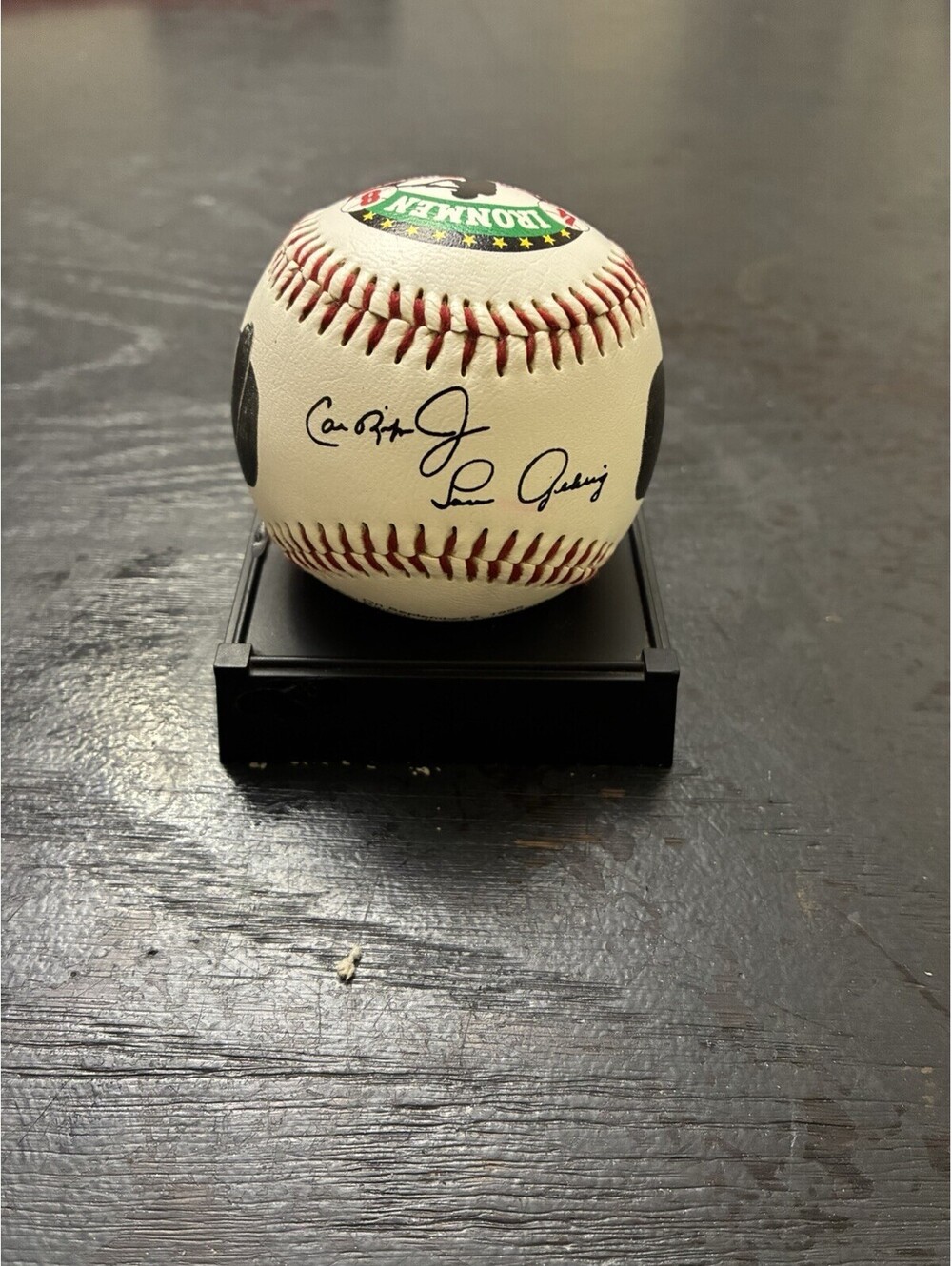 Willie Mays Ironmen Gehrig Ripken Commemorative Baseball Lot of 2 Display